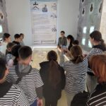 "Descoperiri fascinante: Elevi din Constanța și Călărași au explorat Muzeul Axiopolis Cernavodă prin tururi ghidate și ateliere creative" 2 foto sute de elevi din judetele constanta si calarasi au vizitat muzeul axiopolis cernavoda in cadrul programului scoala altfel tururi ghidate si ateliere de creatie au stimulat imaginatia copiilor 68ff591ce24a4