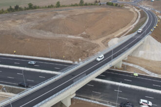 foto un nou drum national se deschide astazi pentru circulatie dn69a face legatura intre dn69 si autostrada a1 68eceb4030d45