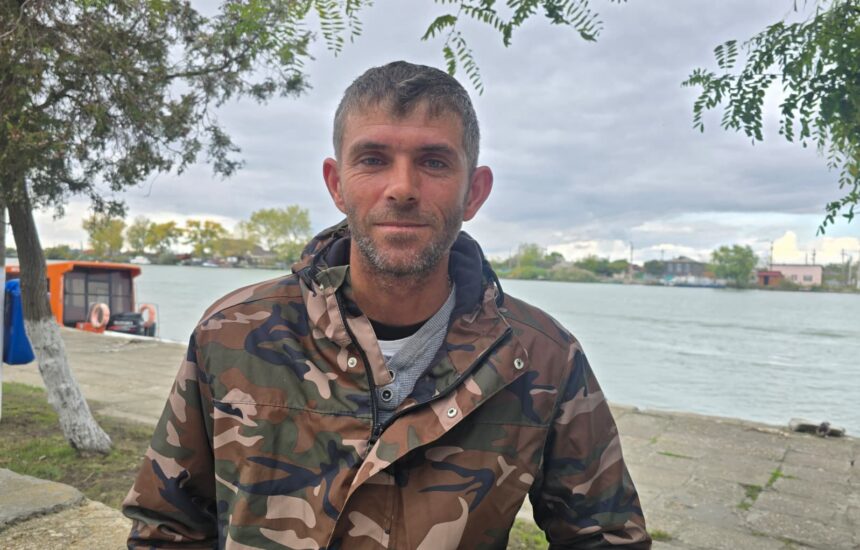 Descoperă rețeta de ciorbă de pește din Sulina, dezvăluită de maestrul Paul Frangeti, pescar cu 25 de ani de tradiție în spate! 1 foto video cea mai buna ciorba de peste din sulina secretul lui paul frangeti pescar cu 25 de ani de experienta 68fdf2856a9d8