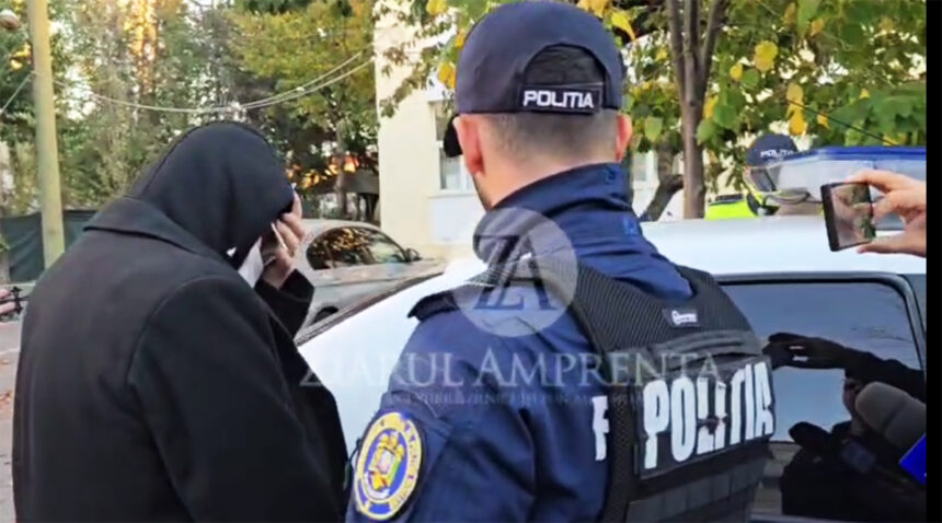 Încendiu de scandal în trafic la Tomis Nord: Individul implicat în confruntare a părăsit audierile cu fața ascunsă 1 foto video scandal monstru in trafic in zona tomis nord barbatul implicat in altercatie a iesit de la audieri cu capul acoperit 69037ed5129ee