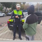 Constanța în Alertă: Poliția Mobilizează Forțele pe Străzi pentru Siguranța Pietonilor, Bicicliștilor și Trotinetiștilor! 3 foto zeci de politisti din constanta au iesit pe strazi pietoni biciclisti si utilizatori de trotinete electrice luati in colimator de oamenii legii 68f8fa0a2cc36