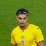 Momentul surprinzător al lui Lisav Eissat în timpul imnului național, la debutul său în tricoul României 3 galerie foto ce a facut lisav eissat in timpul imnului romaniei la primul meci sub tricolor 68e80039d7c70
