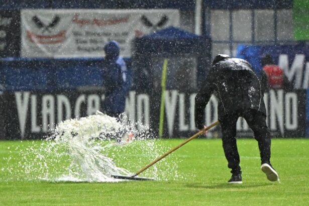 galerie foto cele mai tari imagini din meciul de polo unirea slobozia dinamo nu se poate vorbi de fotbal 68e0b8b25b64b