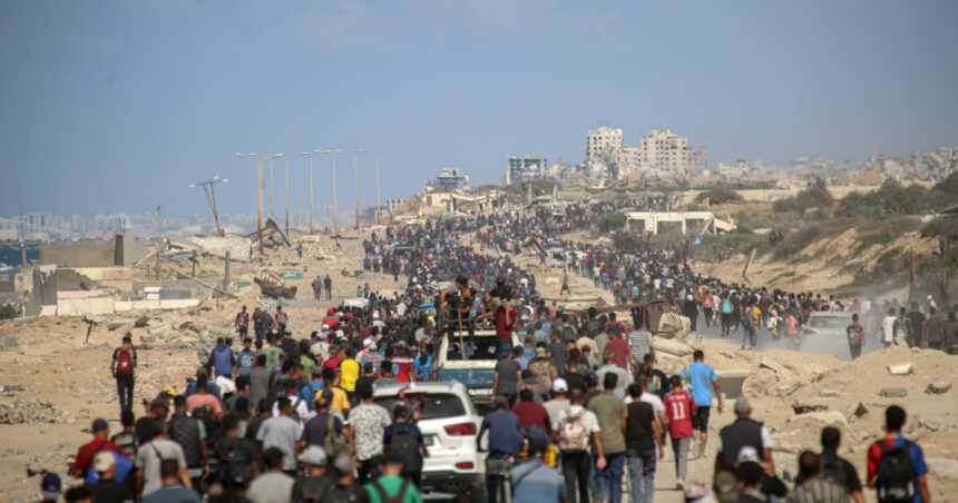 Întoarcerea palestinienilor în ținuturile distruse de conflict: Deschiderea punctului de trecere Rafah 1 galerie foto palestinienii stramutati se intorc in zonele devastate de razboi cand se redeschide punctul de frontiera rafah 68e928e97c044