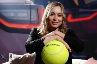 galerie foto paula badosa l a imitat pe rafael nadal si a semnat cu sauditii 68df84137e3e4