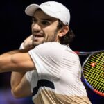 Surpriză la Paris: Vacherot, noua stea a tenisului, îl înfruntă pe adversarul care l-a învins pe Alcaraz! 3 galerie foto surpriza la paris revelatia momentului in tenis vacherot l a invins pe tenismenul care l a eliminat pe alcaraz 690470df37860