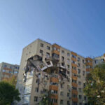 galerie fotovideo explozie puternica intr un bloc din rahova in bucuresti doi morti si zeci de persoane ranite au fost activate planurile rosu si alb 68f1f803ac43c