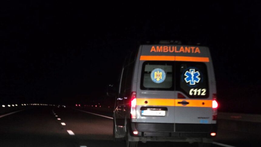 COLIZIUNE DEVASTATOARE pe DN 22B: Trei mașini la pământ, iar traficul este complet oprit! 1 grav accident de circulatie cu trei autoturisme implicate pe dn 22b traficul rutier este blocat 6904ec754a7ee