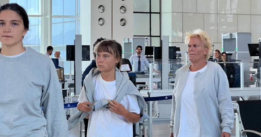 Greta Thunberg și mai mult de 170 de activiști, etichetați de Israel drept „provocatori”, au fost expulzați în Grecia și Slovacia. 1 greta thunberg si peste 170 de activisti numiti de israel provocatori au fost deportati in grecia si slovacia 68e3d96e32b4c
