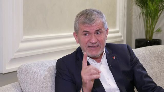 Iftime îi răspunde lui Becali: "Se face auzit doar pentru a atrage atenția. L-am observat la biserică, avea o expresie angelică" 1 iftime ii raspunde lui becali vorbeste sa se afle in treaba l am vazut la biserica avea fata de inger 68ffb7794a840