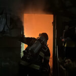 Flăcări devastatoare într-un bloc din Brotăcei, Constanța: Peste 20 de locatari salvați! 2 incendiu la un bloc din zona brotacei din constanta peste 20 de persoane evacuate 68f5cde10d208