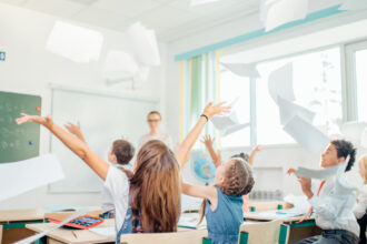 incepe vacanta de toamna 2025 elevii intra in prima pauza a anului scolar cand este programat al doilea modul de cursuri 68fb06baea13b