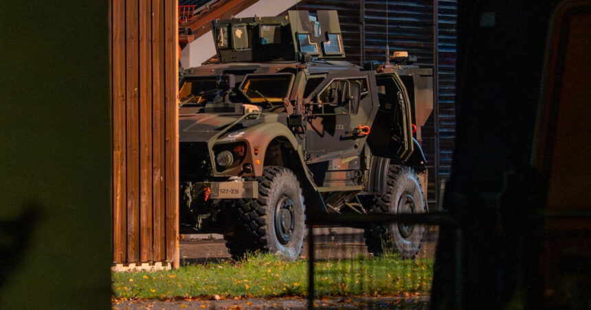 Confuzie pe câmpul de antrenament din Germania: Soldați și polițiști în confruntare neașteptată! 1 incident in germania cum au ajuns soldati care participau la un exercitiu si politisti chemati de localnici sa traga unii in altii 68f9cdde63be6