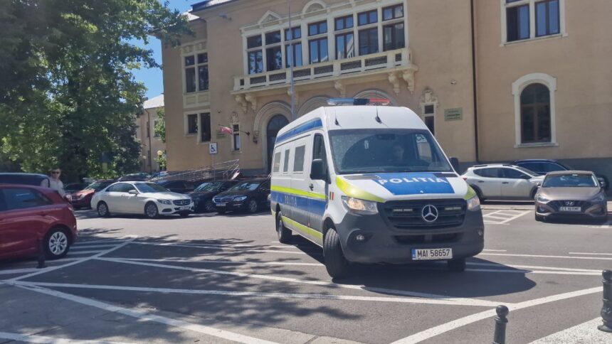 Căutarea din Belgia a individului din Murfatlar pentru furt s-a încheiat: ARESTAT pentru extrădare! Detalii din decizia instanței din Constanța 1 individul din murfatlar cautat in belgia sub acuzatii de furt arestat in vederea predarii iata minuta deciziei judecatorilor din constanta 690494ab54db3