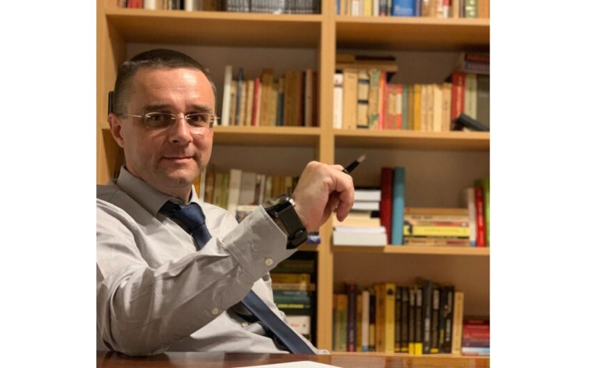 "Dialog cu Sorin Mihai, Inspectorul Școlar General al IȘJ Constanța: Provocările deficitului de cadre didactice și prioritățile învățământului pentru anul școlar 2025-2026" 1 interviu cu sorin mihai inspectorul scolar general al isj constanta despre deficitul de profesori problemele din invatamant si prioritatile noului an scolar 2025 2026 68e335dfaa466