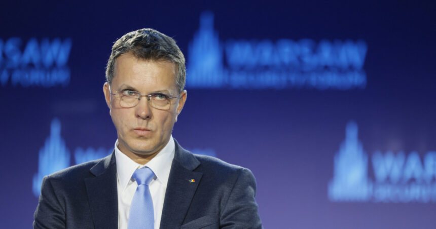 Ionuț Moșteanu, ministrul Apărării, detaliază investigația DNA la Spitalul Militar: Suspiciuni de corupție apărute încă din luna iunie 1 ionut mosteanu ministrul apararii despre ancheta dna de la spitalul militar erau suspiciuni de coruptie din iunie 68f1075817d5c