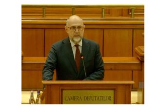 kelemen hunor confirma acordul pe reforma administratiei 10 dintre posturile ocupate din administratia centrala si locala vor fi eliminate 690117ff2f650