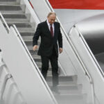 „Zborul Kremlinului” și barierele sancțiunilor: are UE puterea să-i ofere lui Vladimir Putin o cale liberă? Călătoria provocatoare a liderului rus spre Ungaria 3 kremlinul zburator si zidul sanctiunilor poate ue deschide cerul pentru vladimir putin drum riscant al liderului rus spre ungaria 68f2ad2068474