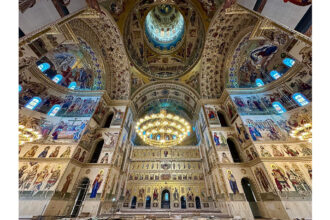 live azi este sfintita catedrala mantuirii neamului cea mai mare biserica din romania vezi aici programul liturgic 68fdc14d94641