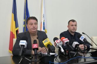 live foto video consiliul judetean constanta intrunit in sedinta ordinara rectificari bugetare acceptarea donatiei de delfini din malta si regulamentul parcarii din strada mircea cel batran pe ord 68ff2b6bc09d1