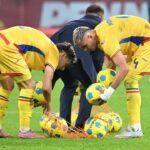 România - Austria, începând cu ora 21:45: 6 absențe din echipa lui Lucescu! Care sunt șansele noastre pentru Campionatul Mondial din 2026? 3 live text romania austria de la ora 2145 6 jucatori out din lotul lui lucescu ce sanse mai avem sa ajungem la campionatul mondial din 2026 68eb64722664b