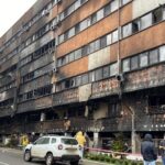 Așteptarea pare interminabilă! Cazul incendiului din blocul de pe Grindeanu, lăsând zeci de familii fără adăpost înainte de Crăciun, a fost amânat! Judecătoria Constanța va analiza situația abia în primăvara anului 2026. 3 mai e mult pana departe dosarul privind blocul incendiat de pe grindeanu cu zeci de familii ce au ramas pe drumuri chiar inainte de craciun amanat judecatoria constanta reia cazul tocmai in primav 68f99b95079d4