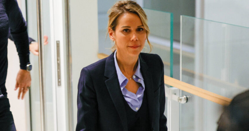 Confesiunea fiicei lui Brigitte Macron despre abuzul online: „Nepoții ei ascultă zvonurile. «Bunica ta este bunicul tău»” 1 marturia fiicei lui brigitte macron in procesul de hartuire online nepotii ei aud ce se spune bunica ta este bunicul tau 69013c1a36111