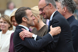 merz si macron avertizeaza asupra iluminismul intunecat din europa cei doi lideri sustin contracararea partidelor iliberale 68e01c1025c84