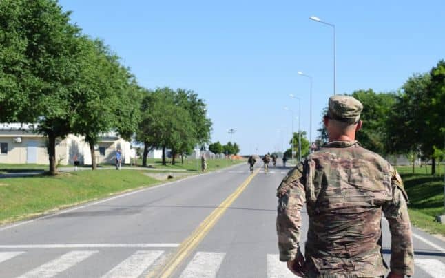 Se pregătesc retrageri ale soldaților americani de la Mihail Kogălniceanu? Află declarațiile Ministerului Apărării Naționale! 1 militarii americani vor fi retrasi de la mihail kogalniceanu vezi ce spune ministerul apararii nationale 6901e3e903ca0