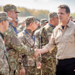 "Ministrul Moșteanu dezvăluie pentru Politico pașii necesari ca industria de apărare românească să acceseze fonduri europene suplimentare" 3 ministrul mosteanu a explicat pentru politico ce trebuie sa faca industria romaneasca de aparare pentru a lua mai multi bani de la ue 6903db533cb15