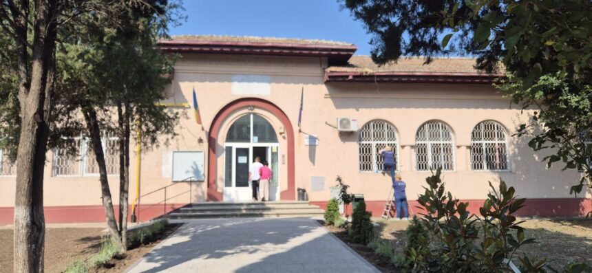 Primăria intenționează să transforme Școala nr. 1 de pe bulevardul Mamaia din Constanța într-un loc de întâlnire comunitară 1 municipalitatea propune transformarea scolii nr 1 de pe bulevardul mamaia din constanta in spatiu public 68fcd23d318d4