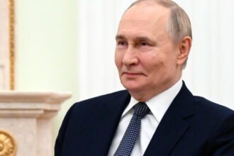 news alert romania data exemplu de vladimir putin pentru manipularea alegerilor si a vointei poporului recurge la orice siretlicuri 68ded1bccd8eb