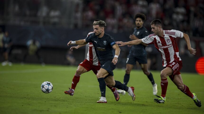 Știre de Ultimă Oră: Vlad Dragomir strălucește! Reușită spectaculoasă în derby pentru talentatul jucător al naționalei, dar adevăratul erou provine din Superligă! 1 news alert vlad dragomir is on fire gol in derby pentru fotbalistul revelatie de la nationala dar eroul vine din superliga 68ffc588e9bc6