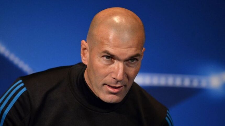 Știre de ultimă oră: Zinedine Zidane se întoarce în lumea fotbalului! Care este echipa pe care își dorește să o conducă: „Visul meu devine realitate!” 1 news alert zinedine zidane si a anuntat revenirea ce echipa vrea sa antreneze visul meu 68ebb8d9ba70a
