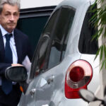 Nicolas Sarkozy își acceptă soarta în spatele gratiilor și împărtășește strategiile sale pentru viața din închisoare. 2 nicolas sarkozy se pregateste pentru inchisoare si declara ca nu ii este frica ce planuri are pentru perioada de detentie 68f509d009225