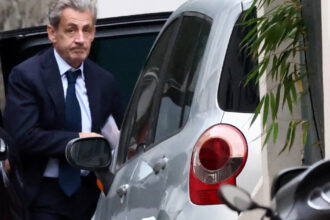 nicolas sarkozy se pregateste pentru inchisoare si declara ca nu ii este frica ce planuri are pentru perioada de detentie 68f509d009225