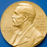 Nobel 2025: Undele gravitaționale, misterele astrofizicii și „capa invizibilității” - candidați de top pentru Premiul Nobel în Fizică 2 nobel 2025 ondeletele astrofizica si mantia invizibilitatii printre favorite la premiul nobel pentru fizica 68e4c05b45ebc