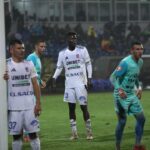 "Fără aspirații în viață, fără pregătire pe teren! Un star de la UTA își critică asociații după eșecul de la Botoșani" 2 nu vrei nimic de la viata nu esti pregatit pentru fotbal un jucator de la uta si a demolat colegii dupa infrangerea de la botosani 68e424721ed1e