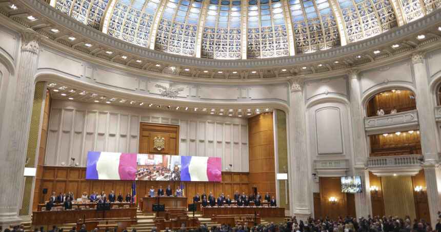 Reducerea cu 10% a numărului de parlamentari? Propunerea UDMR discutată în cadrul Coaliției! 1 numarul parlamentarilor ar putea fi redus cu 10 scenariul a fost discutat in sedinta coalitiei la propunerea udmr surse 6900eb5c7d0b9