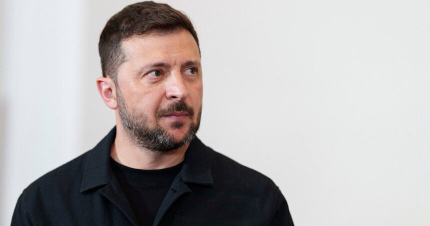 O echipă din Ucraina va călători în SUA pentru negocieri cruciale. Zelenski: „Trump își dorește să ne întâlnim la masa dialogului” 1 o delegatie din ucraina va merge in sua pentru discutii cu miza mare zelenski trump vrea sa ne vada la masa negocierilor 68e7ad3129f33