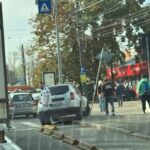 Accident pe trotuar: O bătrână de 87 de ani, victima unui impact rutier - Detalii de la IPJ Constanța 2 o femeie de 87 de ani a fost lovita de o masina pe trotuar ce spune ipj constanta despre accident 68fa2bab8017f