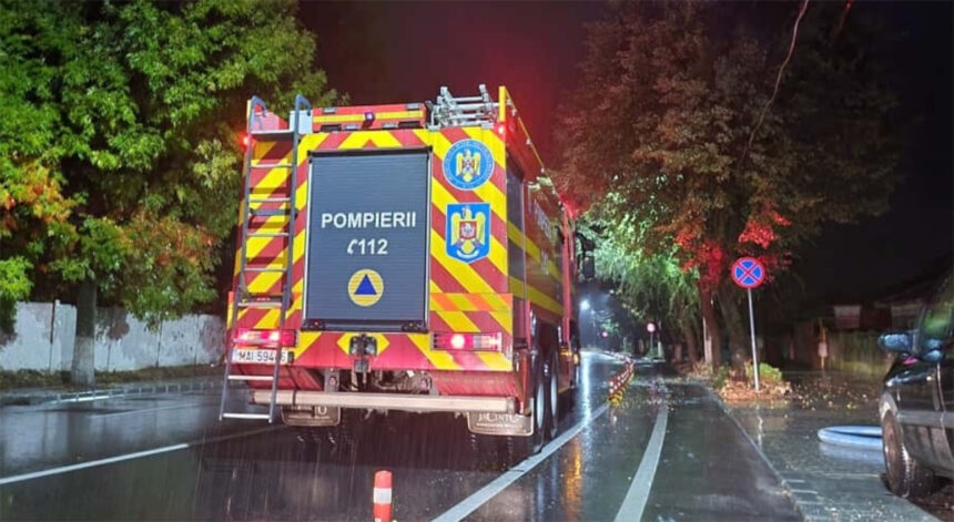 Explozie devastatoare într-un apartament: Un bătrân de 77 de ani transportat la spital 1 o noua explozie intr un bloc de locuinte un varstnic de 77 de ani a ajuns la spital 68f49be5807e3