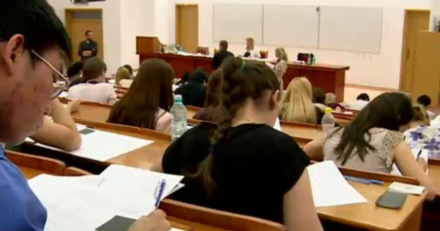 O tânără din Constanța a triumfat în instanță împotriva universității care voia să-i impună plata unor sume uriașe pentru transfer. 1 o studenta din constanta a castigat procesul impotriva universitatii care a obligat o sa plateasa zeci de mii de euro pentru transfer 68f09de70e8d2
