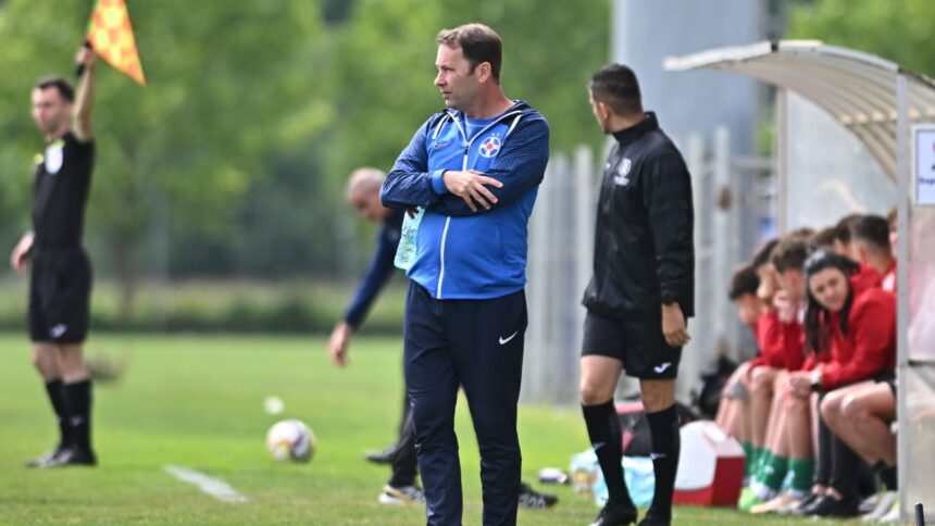 NOU ÎN LUMEAD SPORTULUI: Fostul tehnician de la FCSB și Dinamo preia frâiele naționalei! Primele confruntări se apropie rapid! 1 oficial fostul antrenor de la fcsb si dinamo isi incepe munca de selectioner primele meciuri sunt in aceasta luna 68f21f20df86e