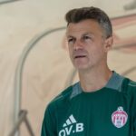 Ovidiu Burcă, pe cale de plecare de la Sepsi! Clubul își propune să aducă un nou tehnician din Superligă. 3 ovidiu burca pe faras la sepsi conducerea clubului vrea sa aduca un antrenor din superliga 68de9b4f7d4aa