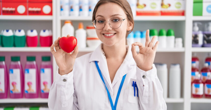 (P) De la îngrijire la prevenție: importanța farmaciilor contemporane în salvarea sănătății cardiovasculare 1 p de la tratament la preventie rolul farmaciilor moderne in protejarea sanatatii inimii 68f74df4f3b93