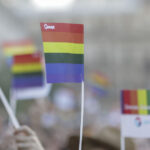 Părinții copiilor LGBTIQ+ solicită o discuție cu politicienii, în urma circulației unor dezinformări despre strategia UE pentru tinerii trans 2 parintii copiilor lgbtiq invita politicienii la dialog dupa aparitia unor informatii false despre strategia ue privind copiii trans 68ee2fc849b0f