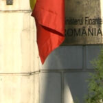 Protest al profesorilor în fața Ministerului Finanțelor: „Construiești clădiri, dar uiți de inteligență!” 3 pichet al sindicalistilor din educatie la sediul ministerului finantelor investiti in betoane dar lasati mintile goale 68e4d93f513f1