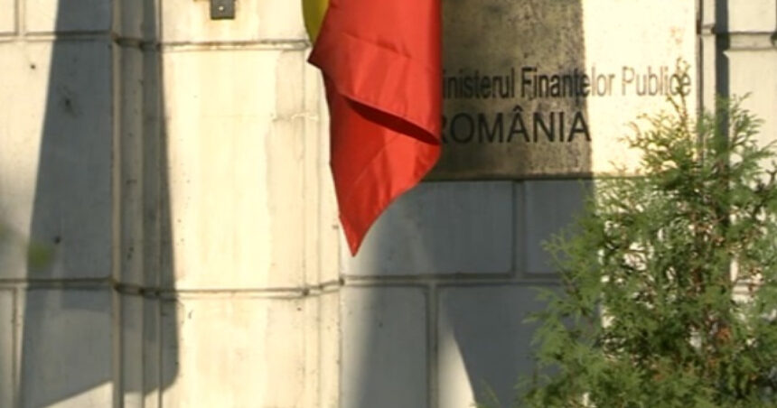 Protest al profesorilor în fața Ministerului Finanțelor: „Construiești clădiri, dar uiți de inteligență!” 1 pichet al sindicalistilor din educatie la sediul ministerului finantelor investiti in betoane dar lasati mintile goale 68e4d93f513f1