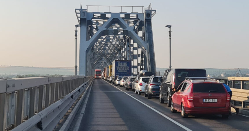 Podul Giurgiu – Ruse va beneficia de un sistem modern de taxare electronică. Se preconizează dezvoltarea a două șosele rapide. 1 podul giurgiu ruse va avea un sistem de colectare electronica a tarifului de trecere in plan sunt doua artere de mare viteza 68fa17a05ea61